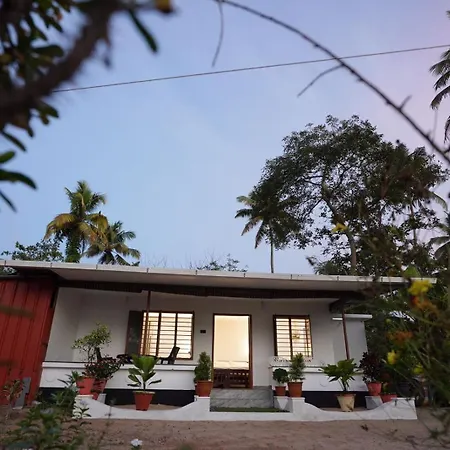 Maria Ocean View Apartment Mararikulam Exterior photo