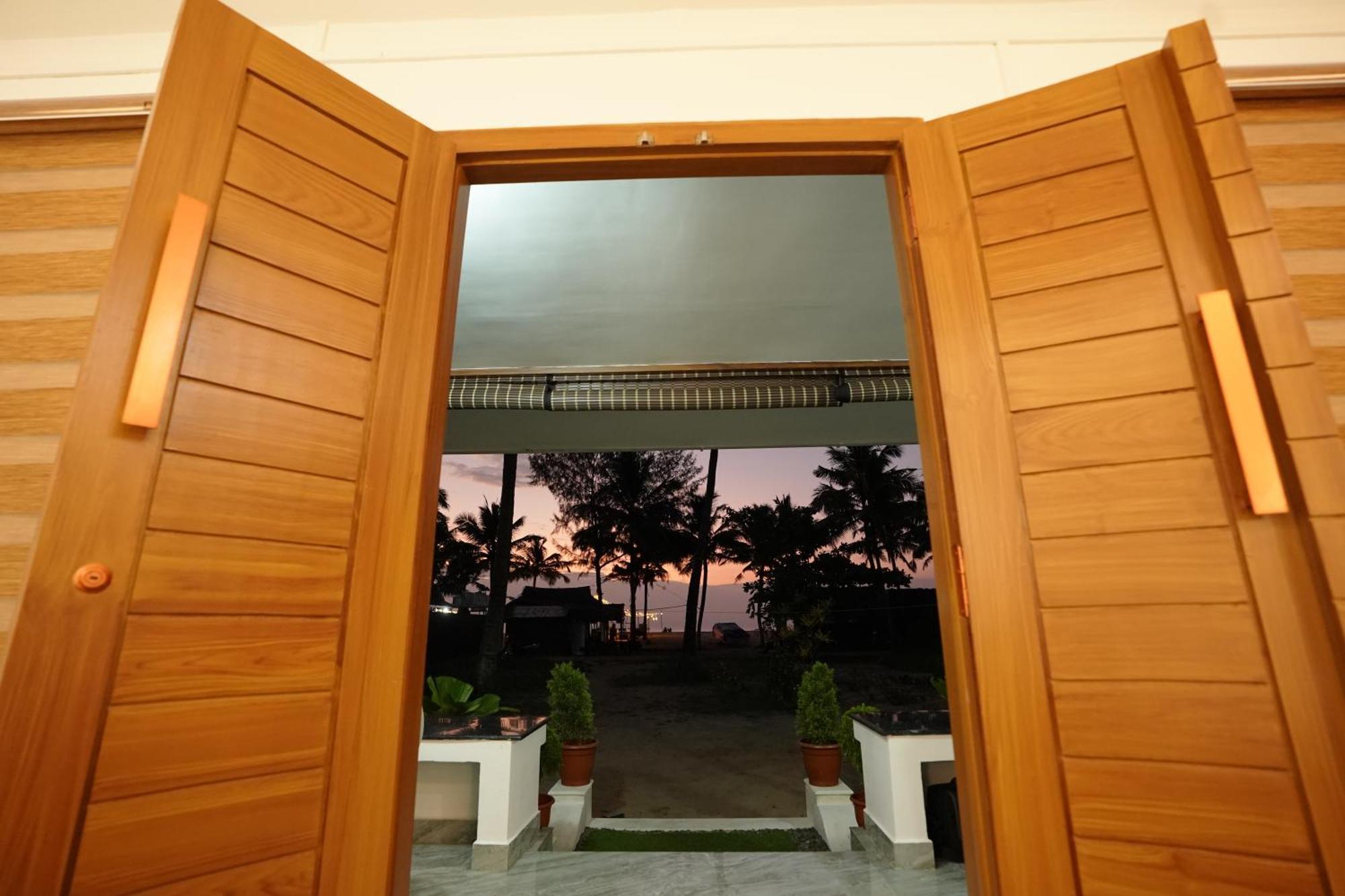 Maria Ocean View Mararikulam